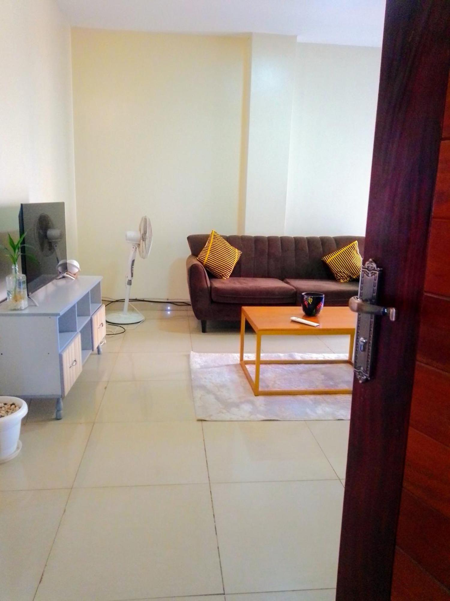 Eika Suites At Acacia Kampala Exterior foto